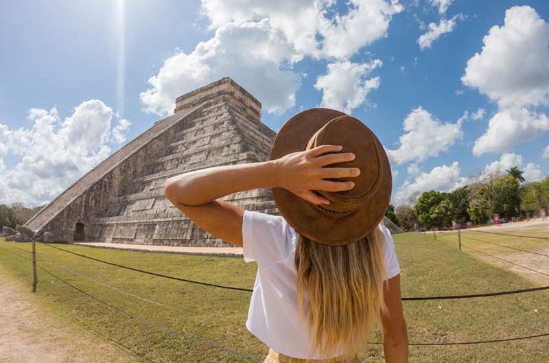 A girl watches pyramid